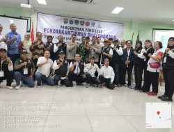 Bhabinkamtibmas Kelurahan Galur Menghadiri Kegiatan Pengukuhan Pengurus Pokdarkamtibmas Bhayangkara Sektor dan Subsektor Wilayah Johar Baru.