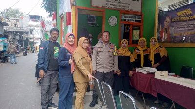 Anggota Binmas Polsek Sawah Besar Melaksanakan Patroli dan Sambang Wilayah