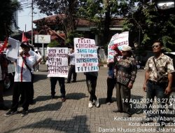 Pemantau Keuangan Negara Lakukan Aksi Unjuk Rasa di Kantor DPRD dan KIP DKI Jakarta