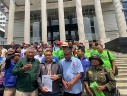 WAKILI 11 SERIKAT BURUH, DENNY INDRAYANA MINTA MAHKAMAH KONSTITUSI BATALKAN KEWAJIBAN TAPERA