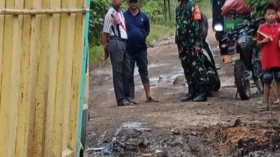 Jalan Menuju Desa Darul Aman Berkubang Lumpur Saat Hujan, Berdebu Saat Musim Kemarau