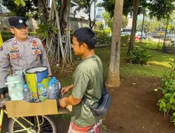 Imbauan Kamtibmas Kasubsi Publikasi Kepada Pedagang Kopi Bersepeda Sekitar Taman Menteng