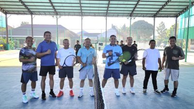 Danlantamal I Olahraga Bersama Dengan Kapolda Sumatera Utara
