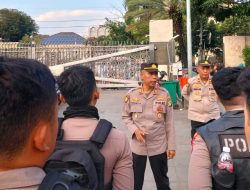 Wakapolsek Pimpin Apel Tiga Pilar Di Halaman Masjid Istiqlal