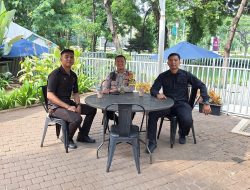 Bhabinkamtibmas Kelurahan Kebon Kosong Melaksanakan Kegiatan Sambang Dan Patroli Dialogis