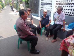 Bhabinkamtibmas Kelurahan Harapan Mulia melaksanakan kegiatan Sambang dan Patroli Dialogis