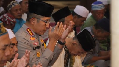 Jelang Pelantikan Presiden dan Wakil Presiden 2024, Kapolres Metro Jakarta Utara Salat Subuh Keliling