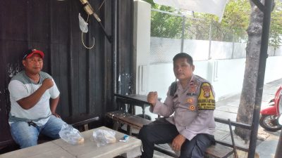 Bhabinkamtibmas Kelurahan Gunung Sahari Selatan Melaksanakan Kegiatan Patroli dan Sambang Dialogis