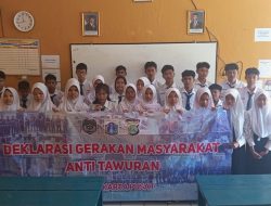 Polsek Metro Gambir Gelar Penyuluhan dan Deklarasi Anti Tawuran di SMPN 60 Jakarta