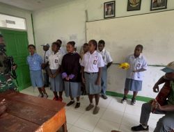 Satgas Habema Bangkitkan Semangat Pemuda Kago Latihan Musik