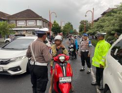 Ops Keselamatan Agung 2025, Polres Gianyar Ajak Masyarakat Tertib Berlalu Lintas