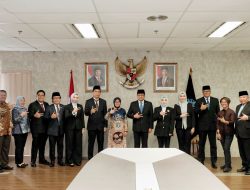 Menekraf Lantik Pejabat Kemenekraf, Beri Pesan Pentingnya Integritas