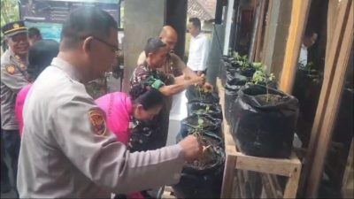 Polsek Gianyar Launching Penguatan Program Pekarangan Pangan Lestari Dukung Ketahanan Pangan