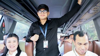 Mengawali Hari Ketiga Retret Pembekalan, Kepala Daerah Khidmat Jalani Ibadah
