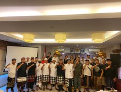 Simakrama dengan Pasikian Yowana menjalin sinergitas menjaga Kamtibmas menjelang hari besar keagamaan.