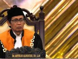 In Memoriam Artidjo Alkostar: Pendekar Hukum Berdarah Madura