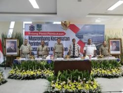 Walikota Jakarta Utara Buka Sidang Pleno Musrenbang Tingkat Kecamatan Terintegrasi Kelurahan Tahun 2025
