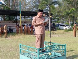 Bupati Dan Wakil Bupati Baru Aceh Singkil H.Safriadi Oyon SH .Dan H.Hamzah Sulaiman SH.Laksanakan Apel Gabungan Perdana Di Lapangan Alun Alun Pulau Sarok