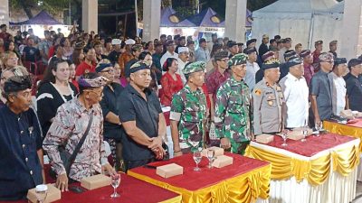 Kapolsek Blahbatuh Hadiri Puncak HUT Ke-32 Desa Medahan