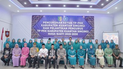 Kapolres Kuansing Hadiri Pengukuhan Ketua TP-PKK dan Pelantikan Pengurus TP-PKK Kabupaten Kuansing Masa Bakti 2025-2030
