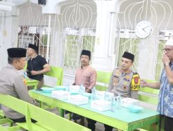 Sahur On The Road Polres Kuansing Pererat Kebersamaan di Bulan Suci Ramadhan