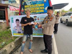 Sat Binmas Polres Kuansing Lakukan Aksi Berbagi Takjil Gratis Dalam Rangka Ops Tertib Ramadhan LK 2025