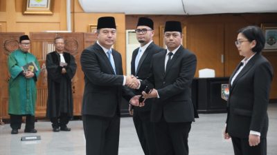 Lantik Pejabat Administrator, Sekjen Kemendagri Tekankan Jaga Amanah dan Hadirkan Inovasi