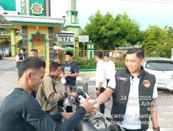 Sat Resnarkoba Polres Kuansing Bagikan Takjil Ramadhan 1446 H Kepada Pengguna Jalan
