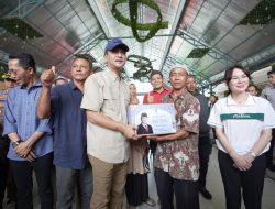 Serahkan Bingkisan Lebaran Dari Presiden Untuk Warga Rempang, Mentrans: Batam, Rempang dan Galang, Masa Depan Indonesia 