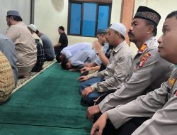 Polsek Kelapa Gading Gelar Shalat Tarawih Keliling untuk Jaga Kamtibmas Selama Ramadhan