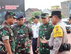 Dukung Kesiapan Pengamanan Idul Fitri 1446 H/2025 M, Asintel Danlantamal I Hadiri Apel Gelar Pasukan Operasi Kepolisian Terpusat Ketupat Toba-2025
