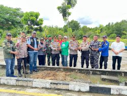 Polres Bengkalis Tanam Pohon, Dukung Program Kapolda Riau Peduli Lingkungan