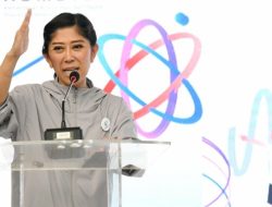 Menkomdigi Meutya Hafid Umumkan Migrasi e-SIM Demi Ruang Digital yang Aman