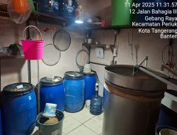 Polisi Gerebek Home Industry Miras Ciu di Periuk Kota Tangerang