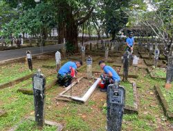 Prajurit TNI AU Laksanakan Kurve di TMP Panaikang Makassar Jelang HUT Ke-79