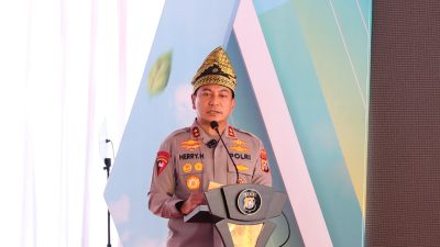 Pernyataan Kapolda Riau Terkait Kasus Pengeroyokan di Halaman Mapolsek Bukit Raya dan Mutasi Kapolsek Bukit Raya