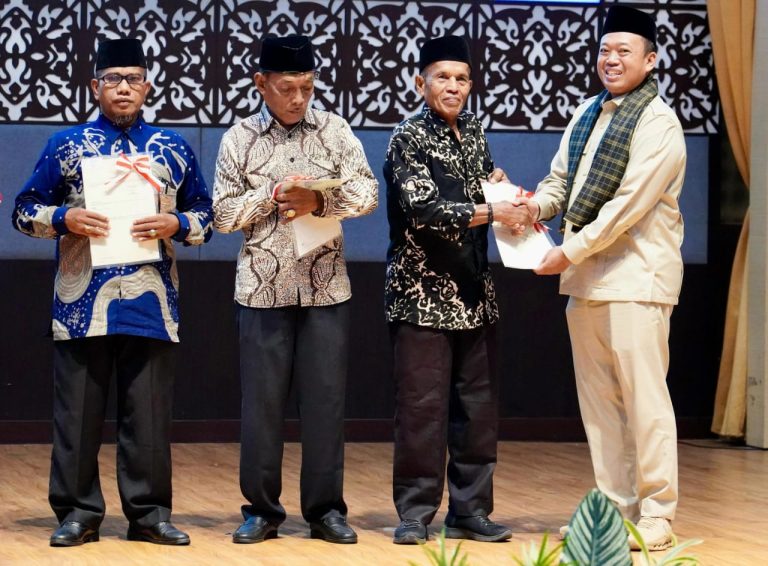 Tegaskan Pentingnya Perlindungan Hak Masyarakat Hukum Adat, Menteri Nusron Dorong Percepatan Pendaftaran Tanah Ulayat di Sumatera Barat