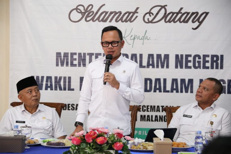 Tekan Laju Urbanisasi, Wamendagri Bima Arya Ajak Kepala Daerah Bentuk Koperasi Desa Merah Putih