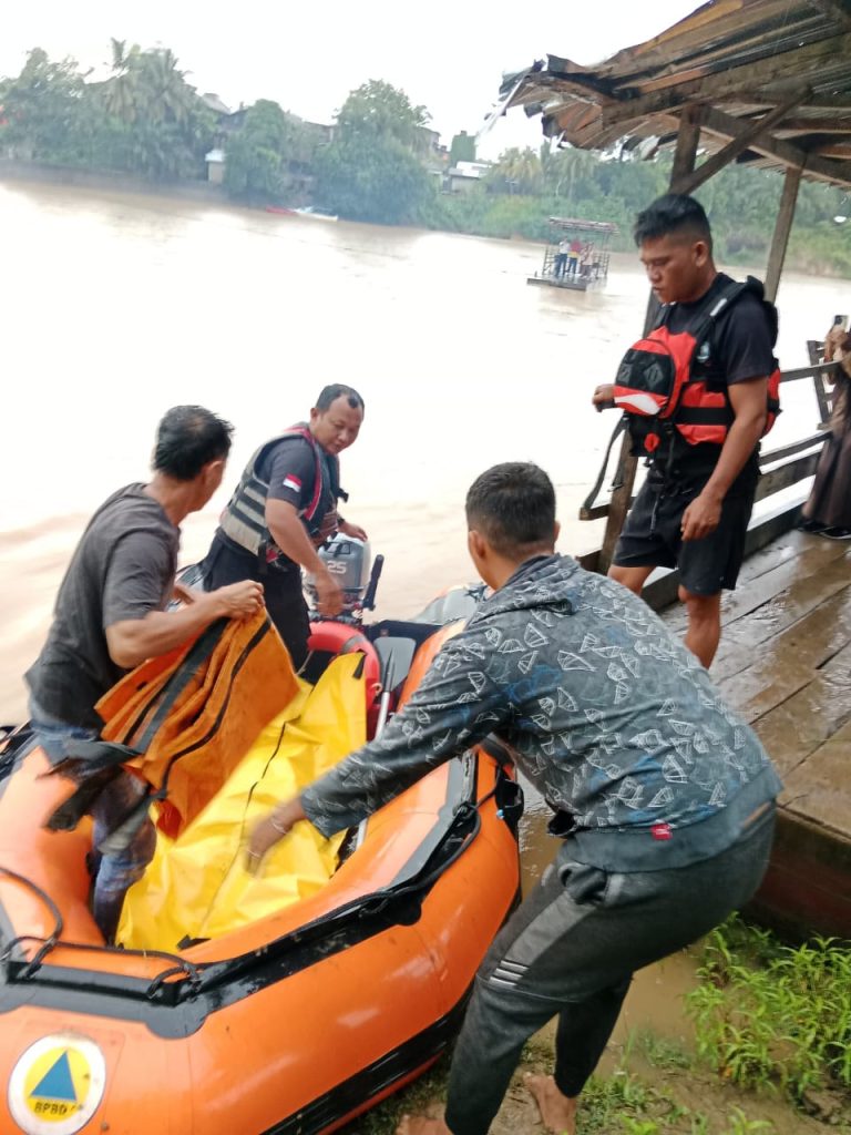 Hari Ketiga Pencarian, Polsek Cerenti Berhasil Temukan dan Evakuasi Korban Tenggelam di Sungai Kuantan