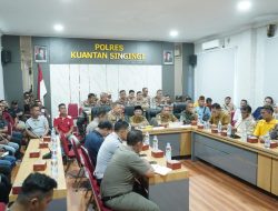Polres Kuansing Gelar Rapat Koordinasi Eksternal Jelang Peringatan Hari Buruh Internasional 2025