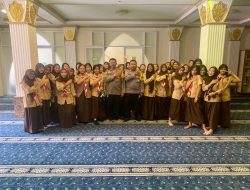 Polsek Pademangan Ajak Pelajar SMA N 40 Jauhi Tawuran dan Narkoba Lewat Program Police Go to School