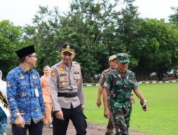 Kapolres Kuansing Hadiri Upacara Hari Pendidikan Nasional 2025 di Teluk Kuantan