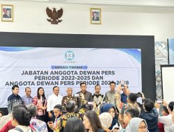 Komarudin Hidayat Resmi Dilantik Jadi Ketua Dewan Pers 2025-2028.
