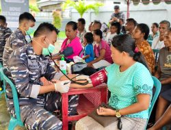 Lantamal IX Ambon Kembali Laksanakan Baksos Kesehatan Pada Ekspedisi Rupiah Berdaulat Tahun 2025 di Desa Buano Seram Bagian Barat