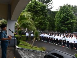 Komandan Lanal Bandung Berikan Pengarahan dan Penandatanganan Pakta Integritas Panitia Daerah Penerimaan Caba, Cabawan dan Tamtama PK TNI AL Gelombang II Tahun 2025