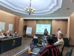 Bahasa yang Menghormati Martabat: OPSI Latih Jurnalis Tulis Berita Bebas Stigma HIV/AIDS