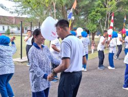 Danlanal Simeulue Beserta Prajurit dan Jalasenastri Lanal Simeulue Laksanakan Olahraga Bersama Meriahkan HUT Ke-80 Kemerdekaan RI