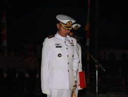 Danlanal Simeulue Bertindak Sebagai Inspektur Upacara Dalam Apel Kehormatan dan Renungan Suci Tahun 2025