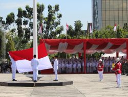 Teguhkan Semangat Bersatu, Berdaulat dan Maju, Danlanal Dumai Ikuti Upacara Bendera Memperingati HUT Ke-80 Kemerdekaan Republik Indonesia
