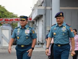 Komandan Kodaeral I Sambut Kedatangan Kepala Staf Angkatan Laut
